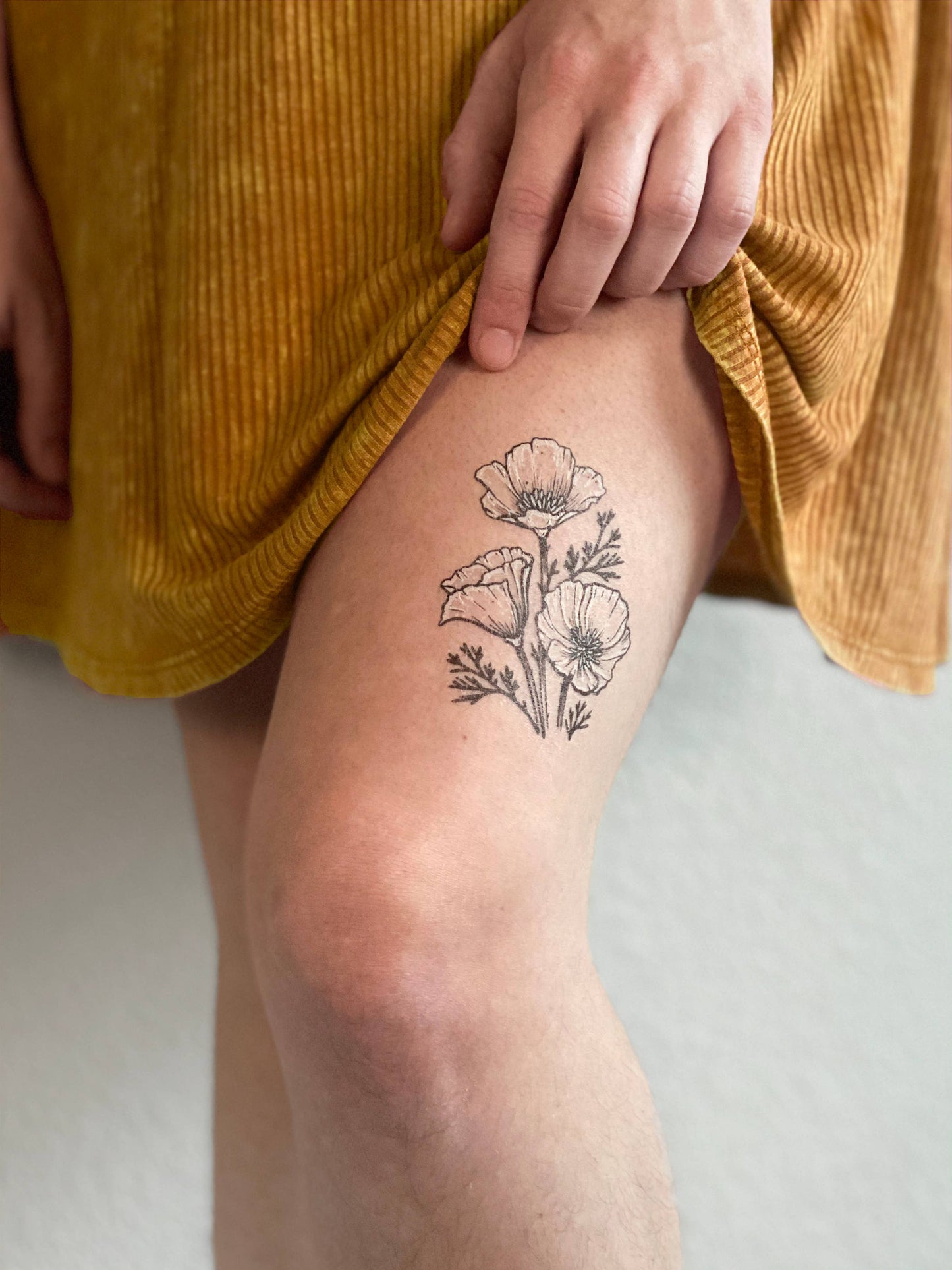 Golden Poppy Temporary Tattoo: 1-Pack
